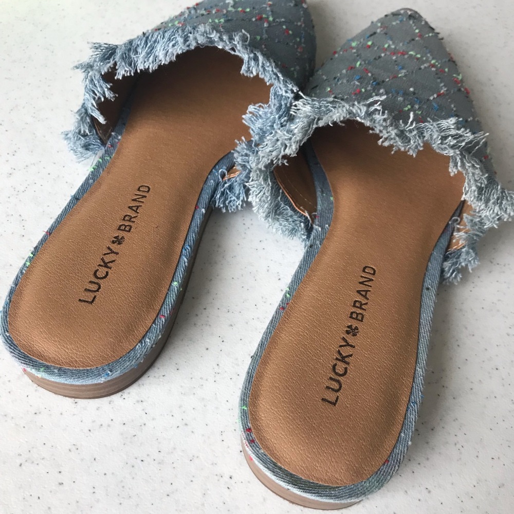 Embroidered Lucky Brand Sandals - Picture 4 of 5